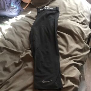 Nike Pro Crops